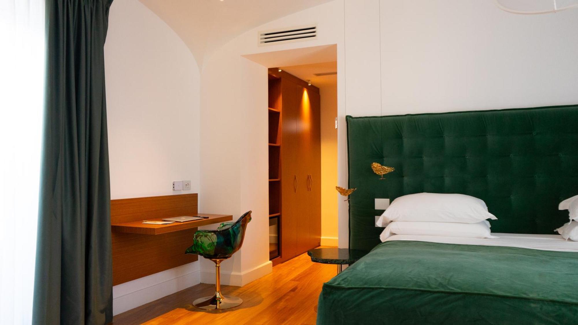 Palazzo Martinelli Hotel ซอร์เรนโต ภายนอก รูปภาพ