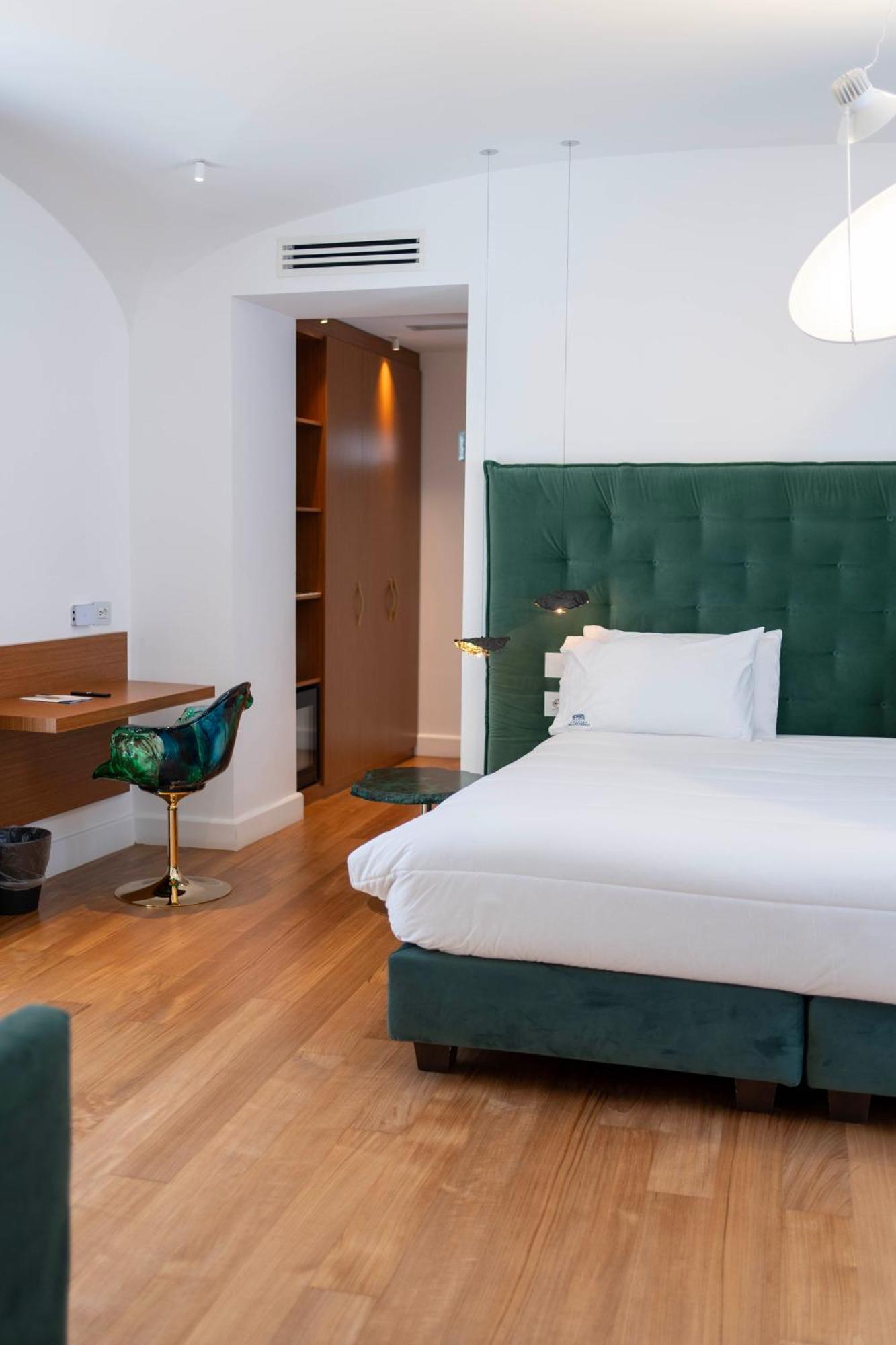 Palazzo Martinelli Hotel ซอร์เรนโต ภายนอก รูปภาพ