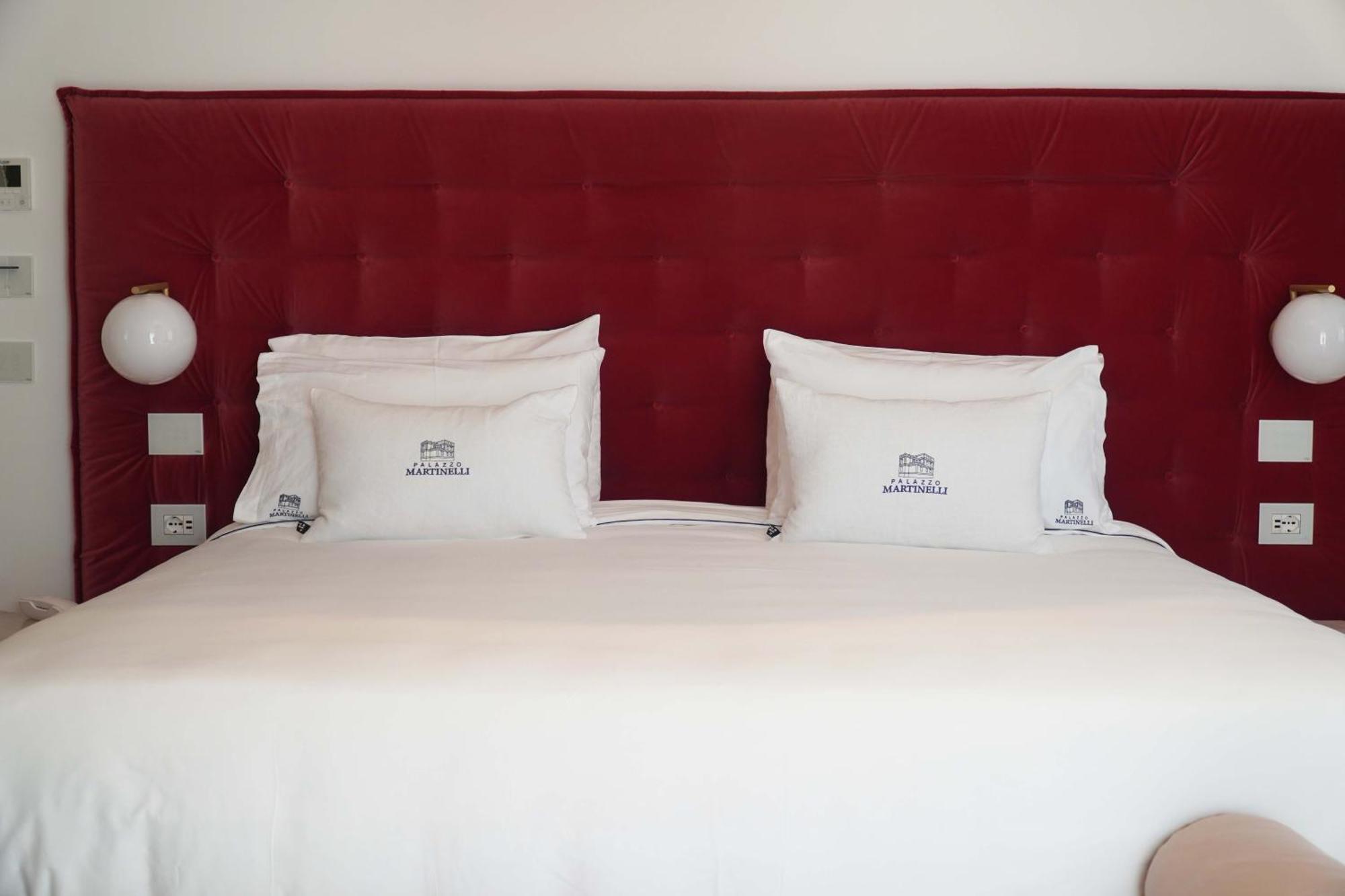 Palazzo Martinelli Hotel ซอร์เรนโต ภายนอก รูปภาพ